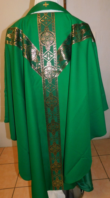 Semi-Gothic Chasuble with matching Stole